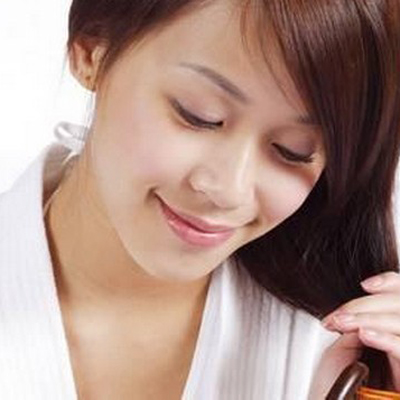 如何预防脱发 女性经常脱发怎么治呢?